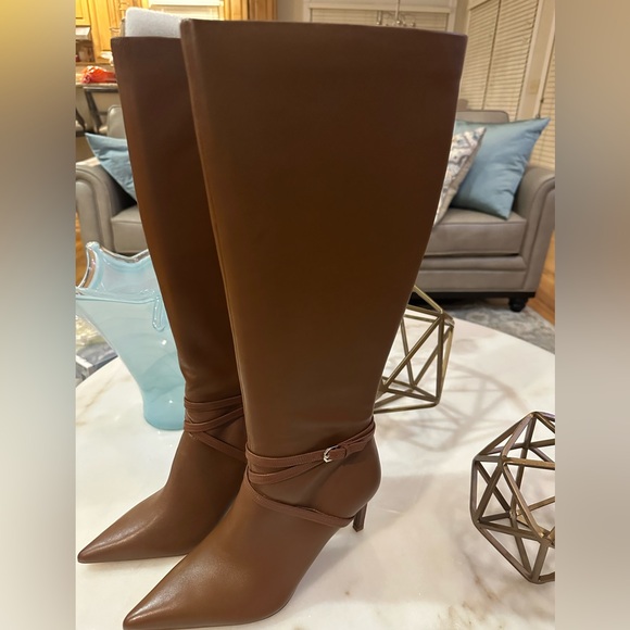 Vince Camuto Women’s Boots - Picture 2 of 12